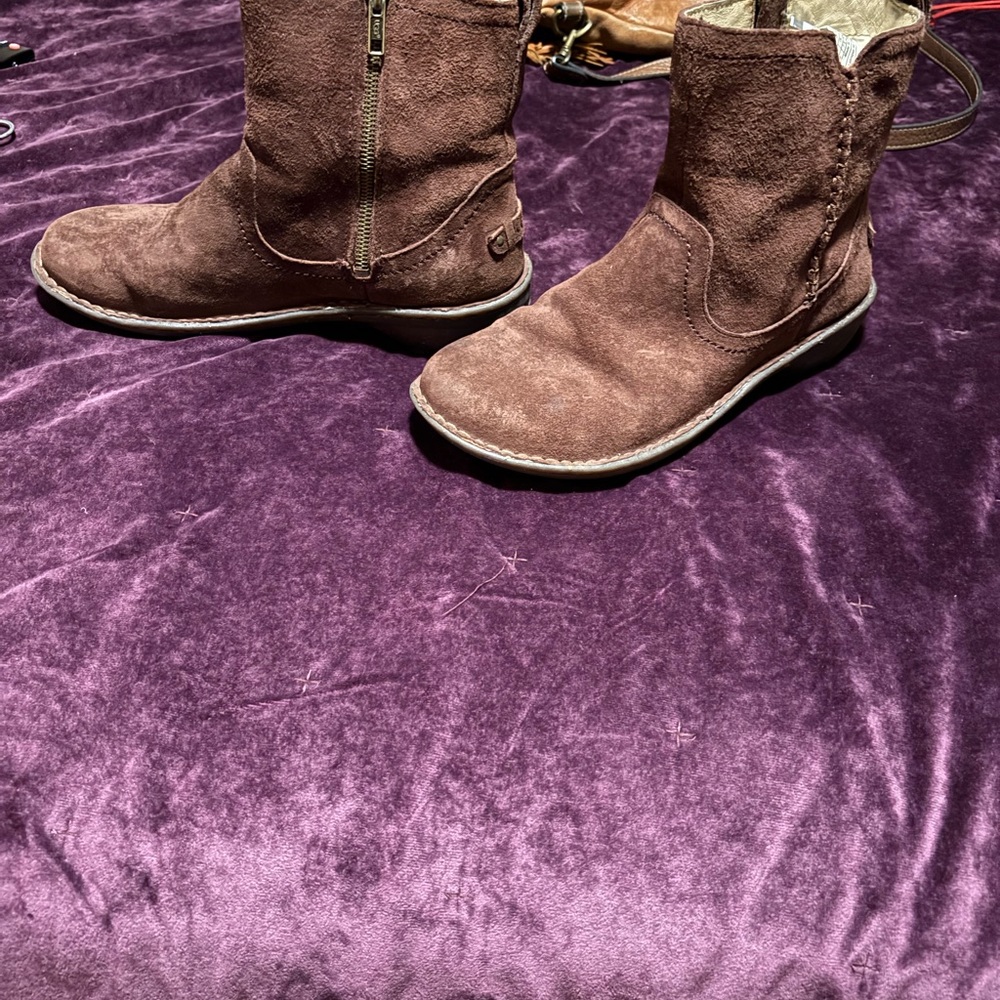 Brown Suede Boots with Side Zipper